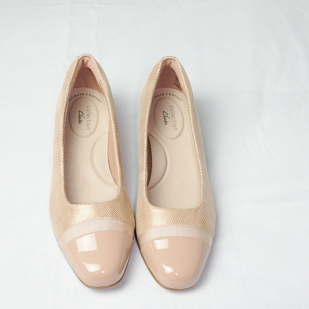 Women's Clarks Slip On Flats | Size 7.5 Narrow | Blush Pink/Nude | Juliet Monte